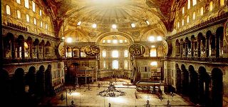 BZANS DNEMݒNDE AYASOFYA,TARHES VE MMAR ZELLKLER HAKKINDA GENEL BLGLER