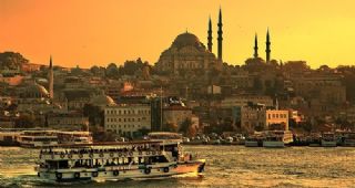 RGN VE UZAKTAN ETM LSANS RENCLERNN TEKNOLOJ KABULNE LKN TUTUMLARI ZERNE BR ARATIRMA